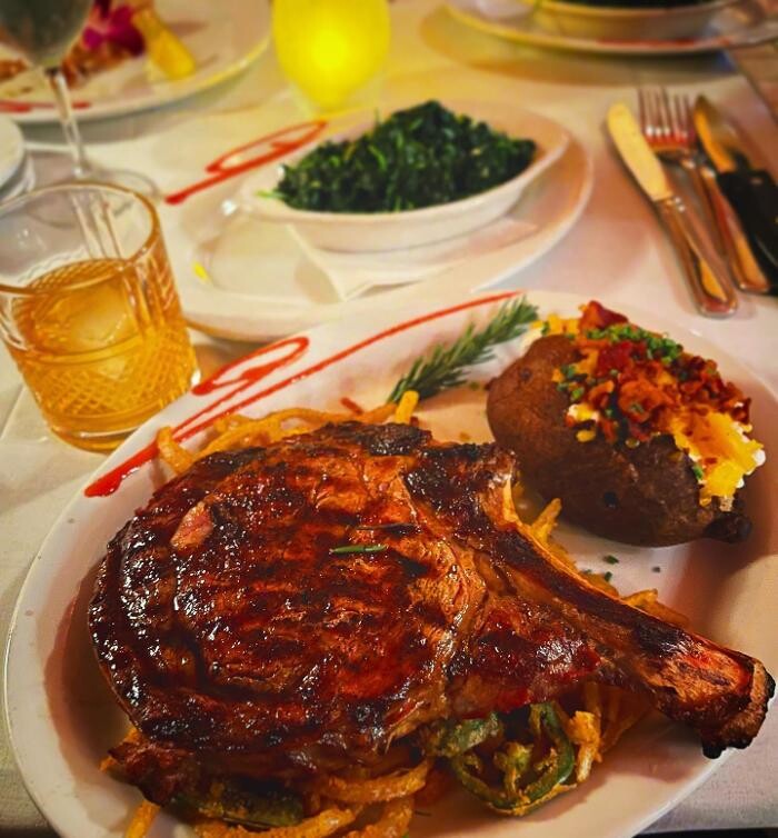 Images Holdren's Steaks & Seafood