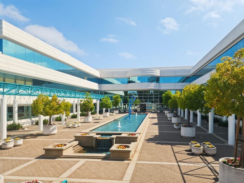 Images Regus Menlo Park