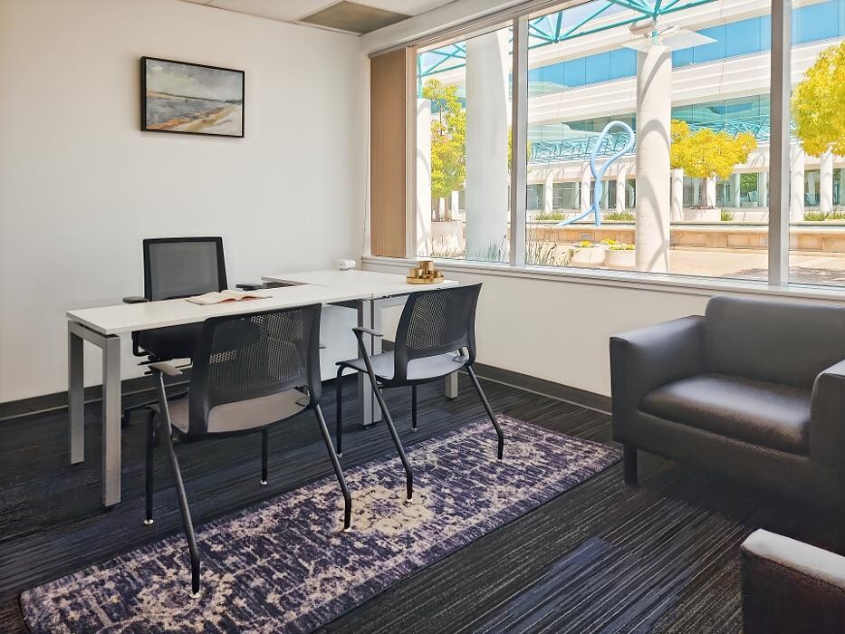 Images Regus Menlo Park