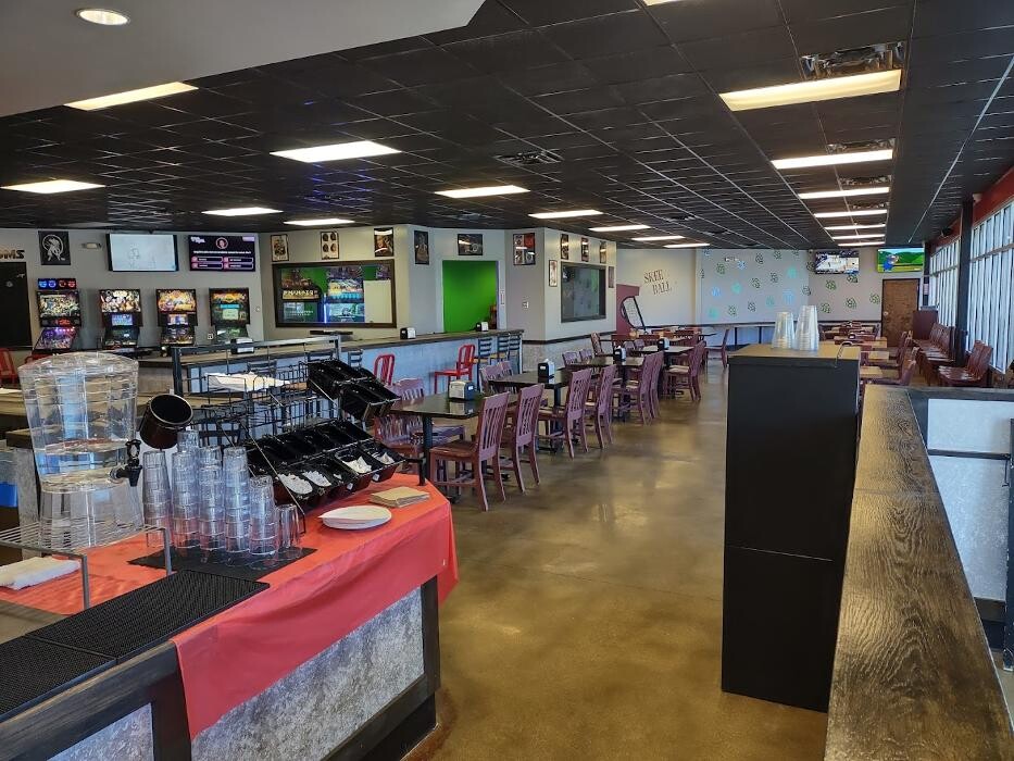 Images Intermission Beer Company - Arcade & Brewpub
