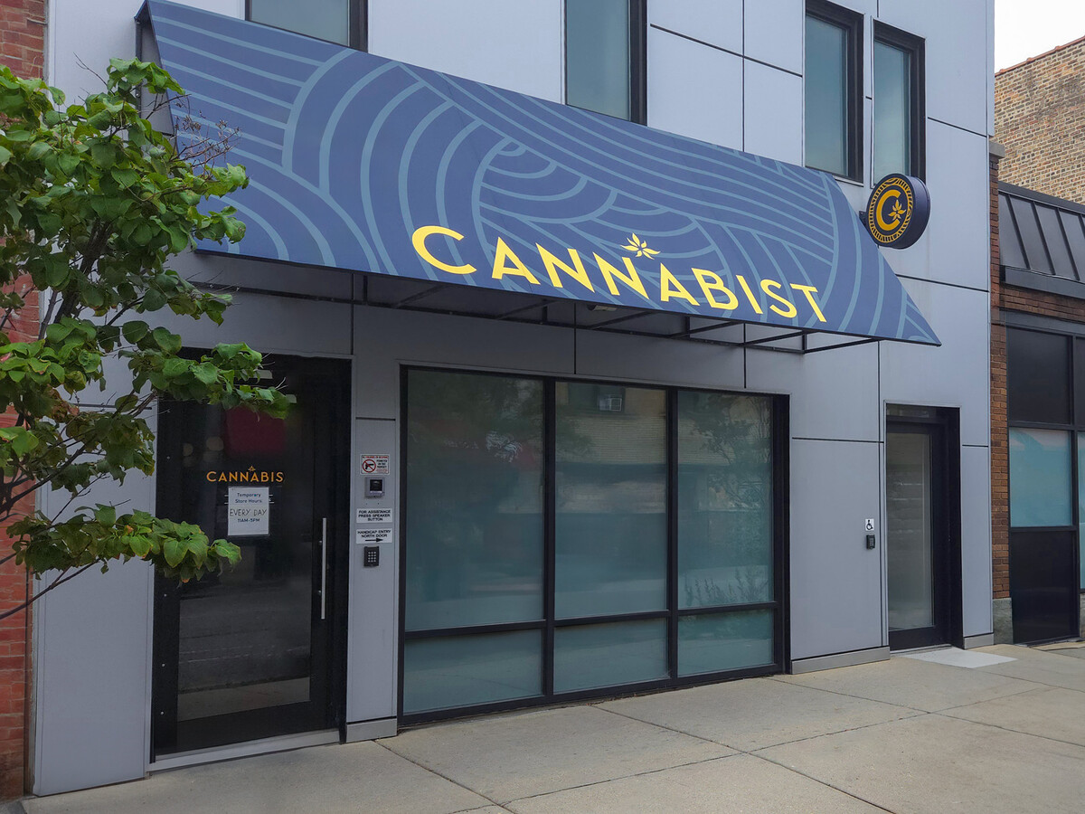 Images Cannabist