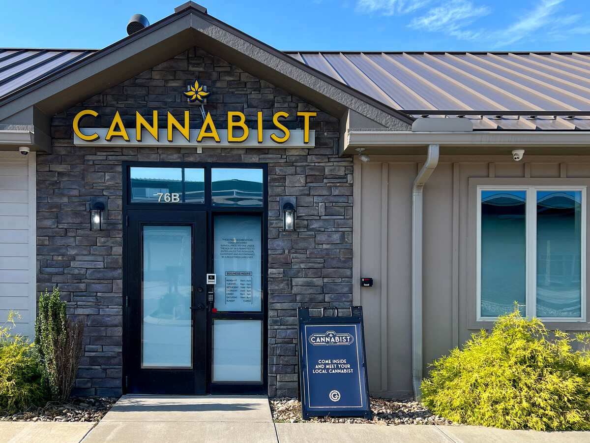 Images Cannabist