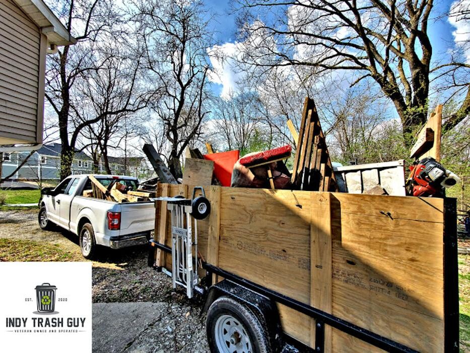 Images Indy Trash Guy