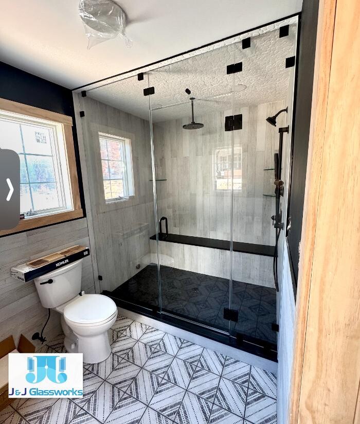 Images J & J Glassworks LLC