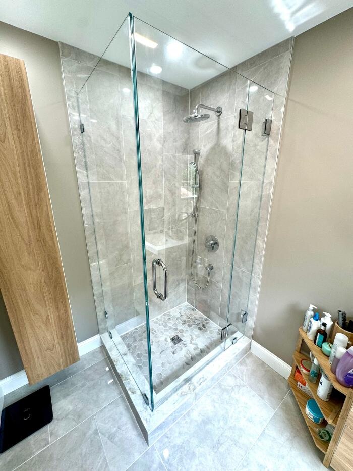 Images J & J Glassworks LLC