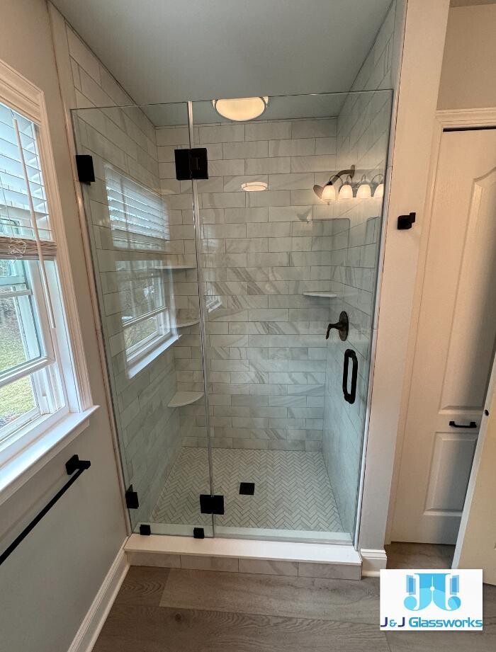 Images J & J Glassworks LLC