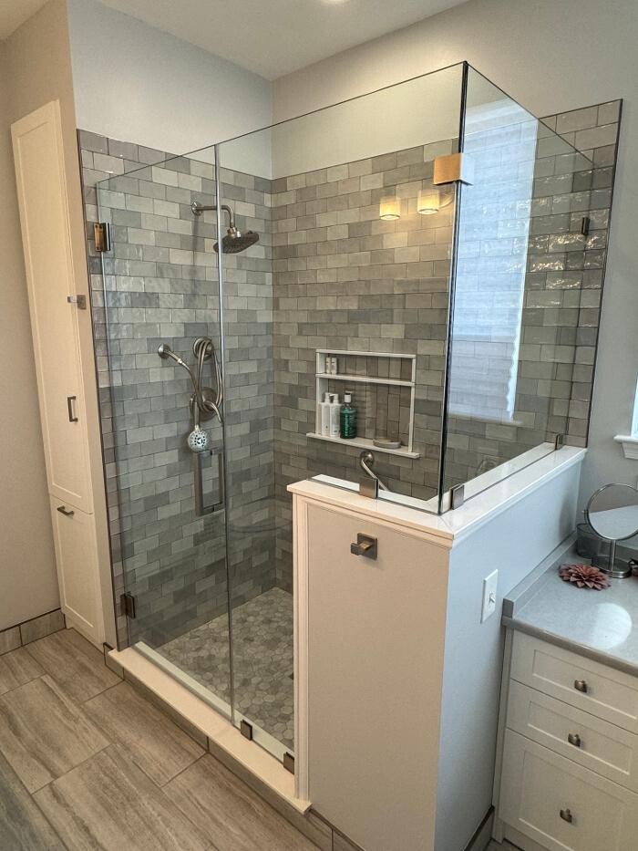Images J & J Glassworks LLC