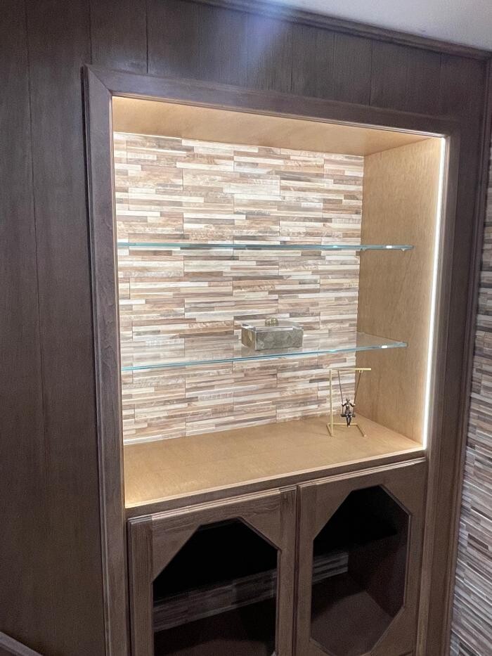 Images J & J Glassworks LLC