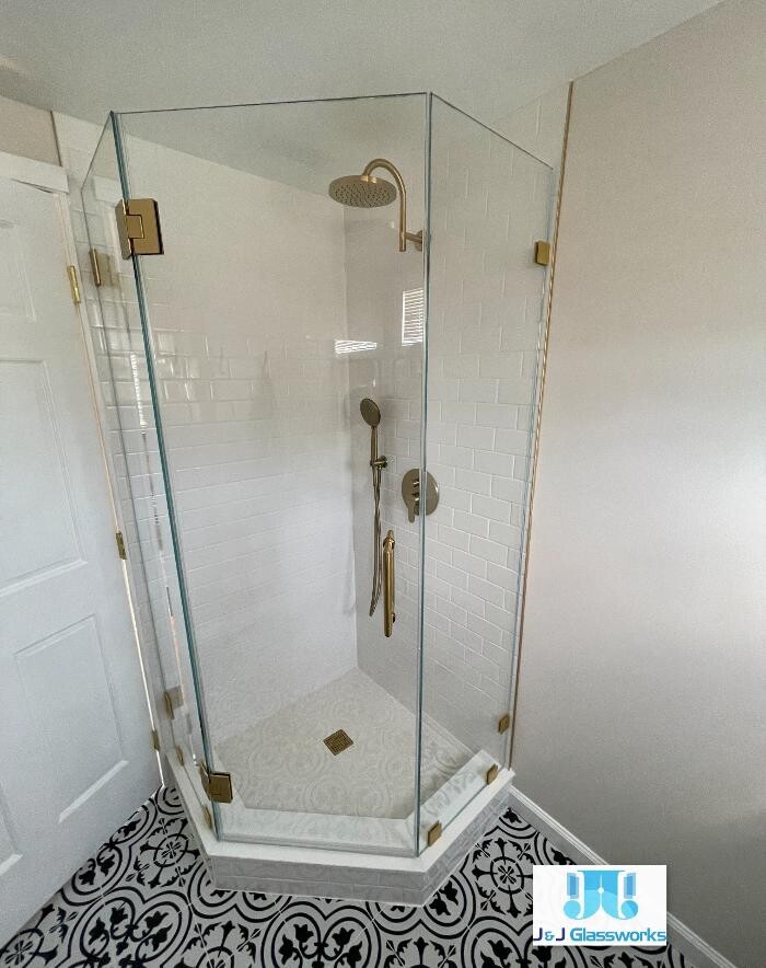 Images J & J Glassworks LLC