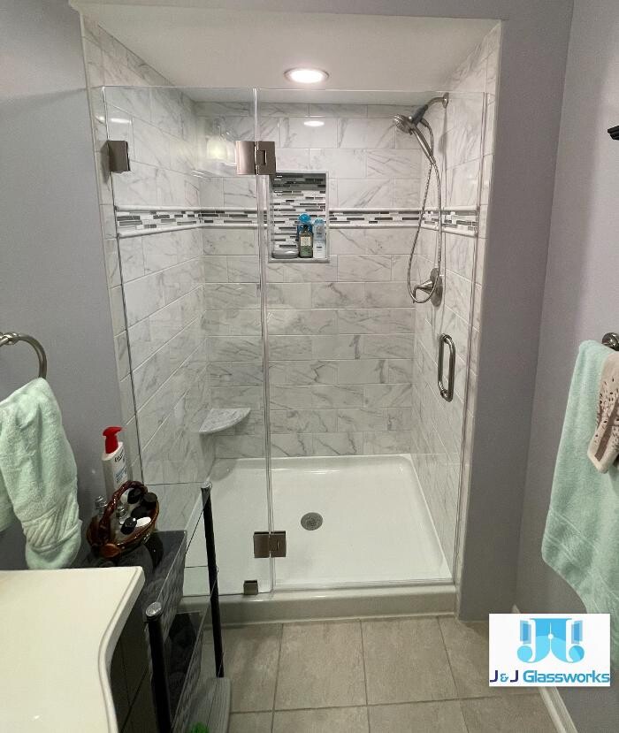 Images J & J Glassworks LLC