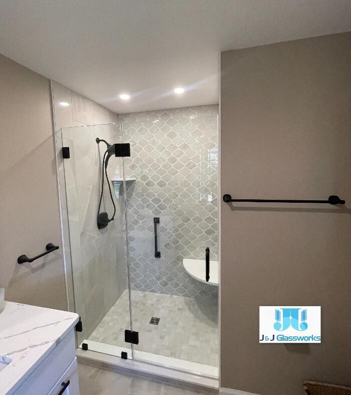Images J & J Glassworks LLC