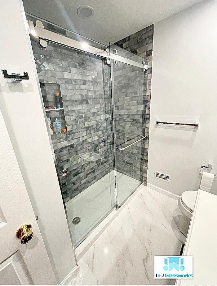 Images J & J Glassworks LLC