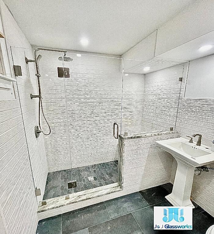 Images J & J Glassworks LLC