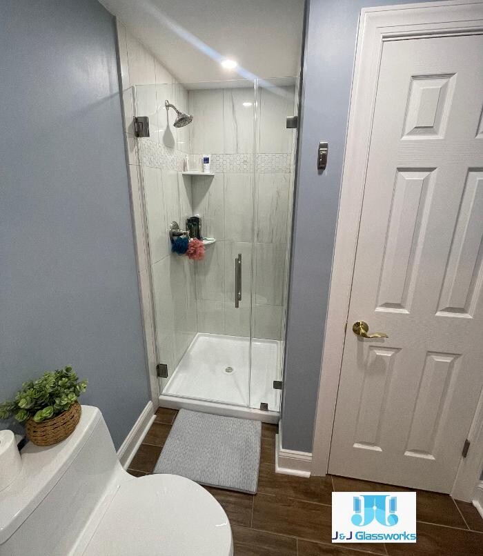 Images J & J Glassworks LLC