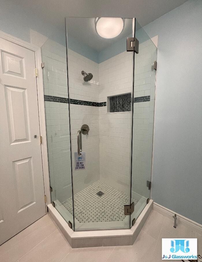 Images J & J Glassworks LLC