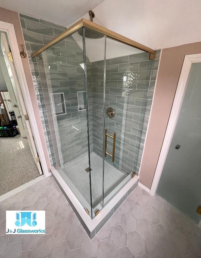 Images J & J Glassworks LLC