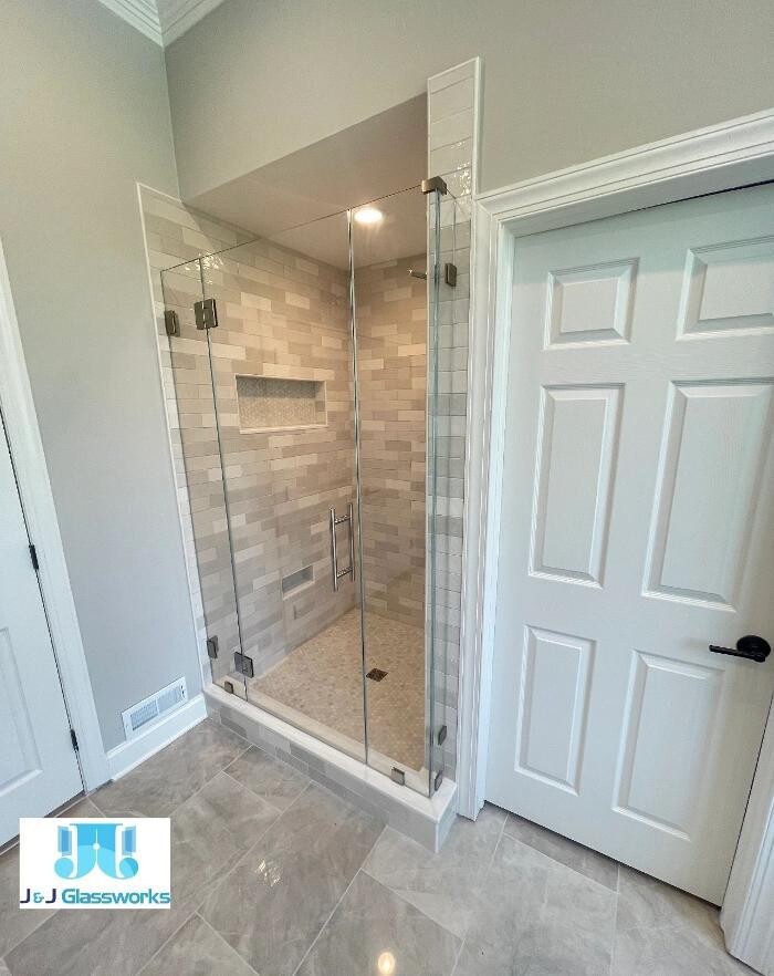 Images J & J Glassworks LLC