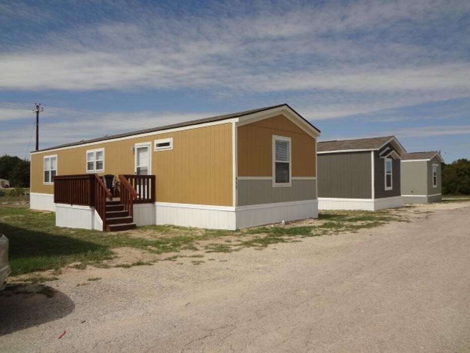 Images Benbrook Village