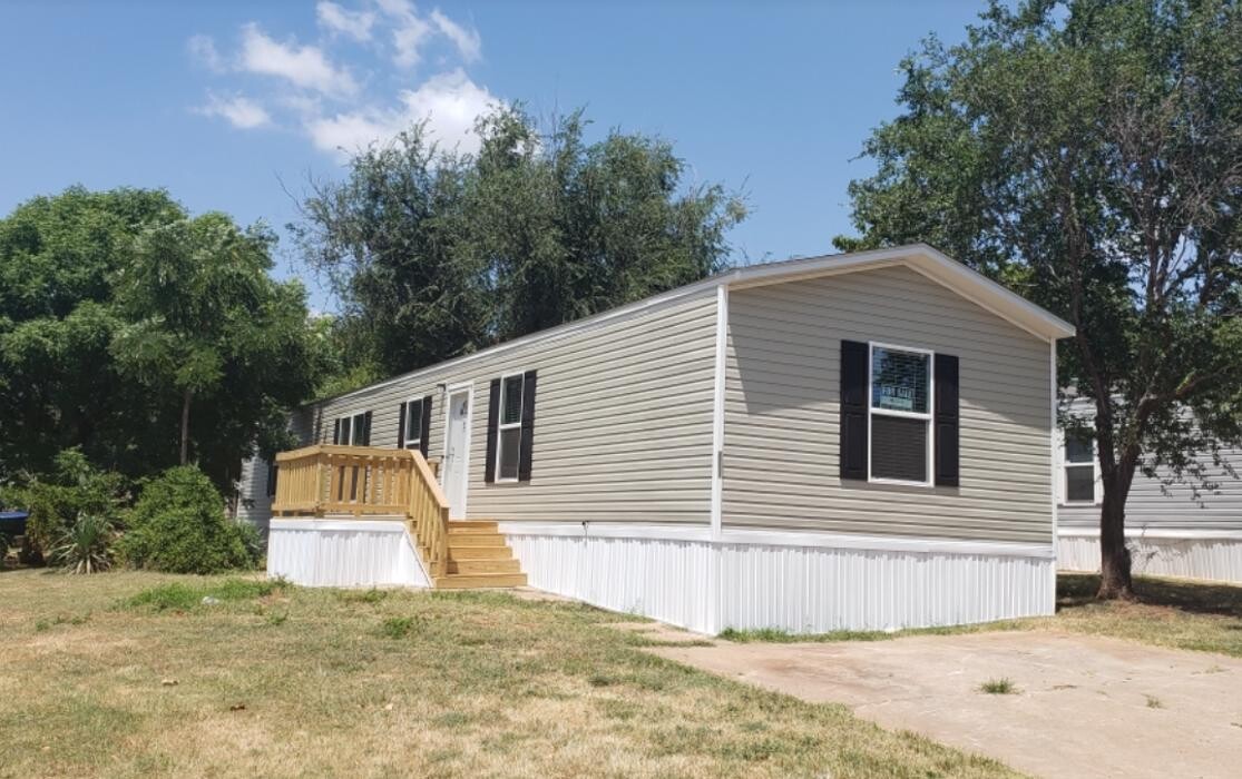 Images Benbrook Village