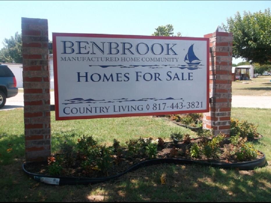 Images Benbrook Village