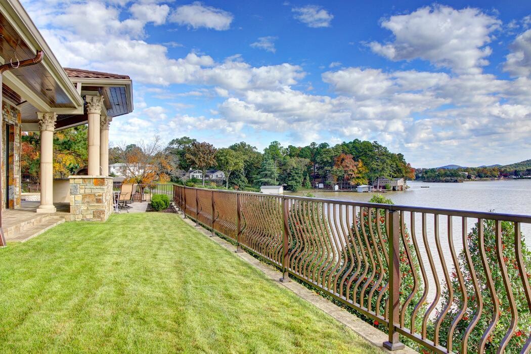 Images Willow Window