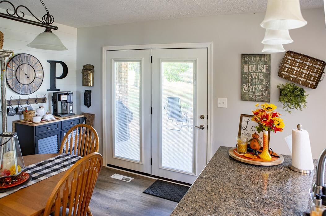 Images Willow Window