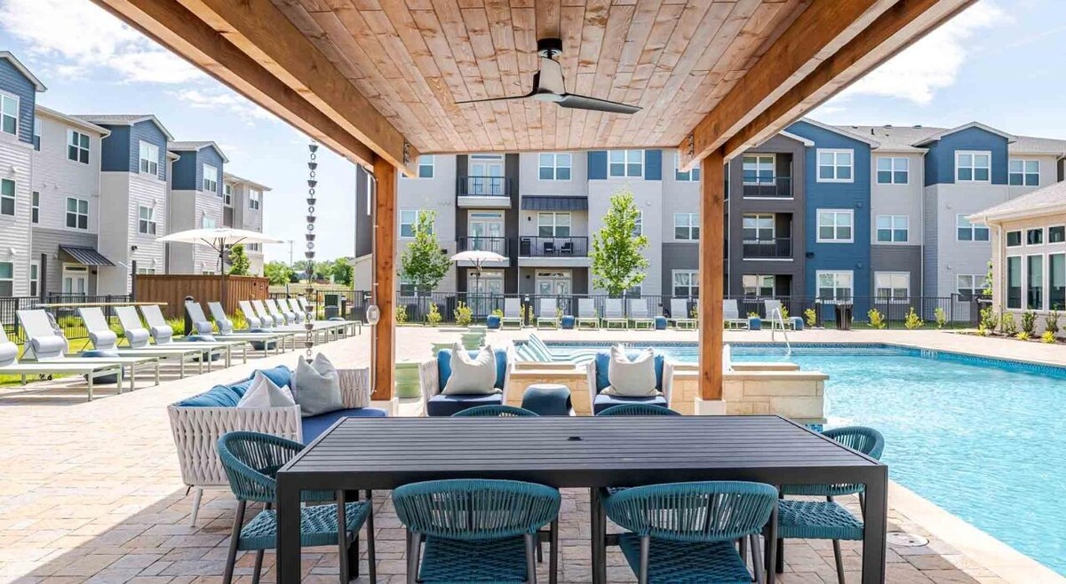 Images Prose Anna Town Square