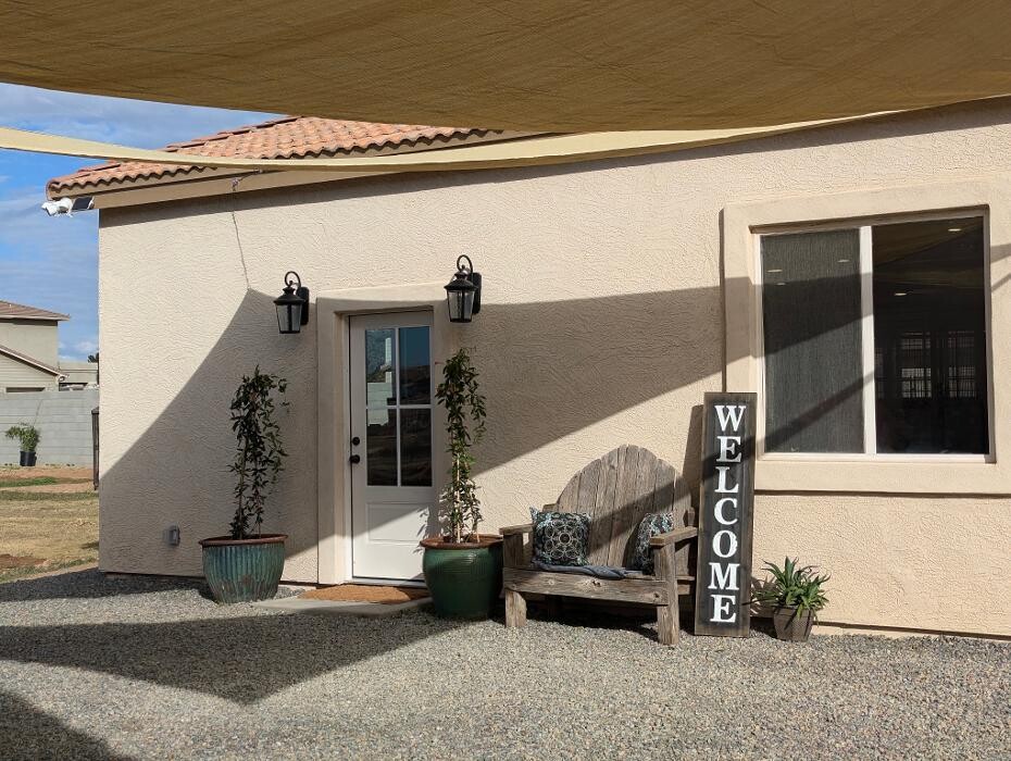 Images Desert Oasis Pet Retreat