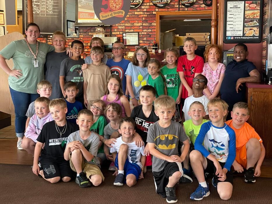 Images Happy Joe's Pizza & Ice Cream - Kewanee