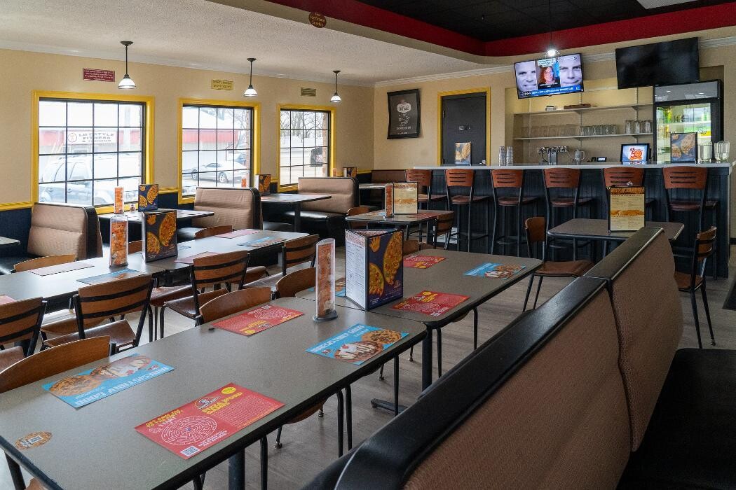 Images Happy Joe's Pizza & Ice Cream - Kewanee