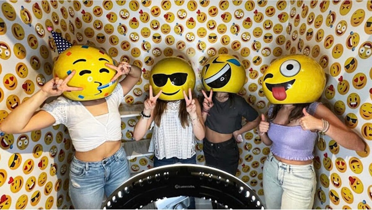 Images The Selfie Company