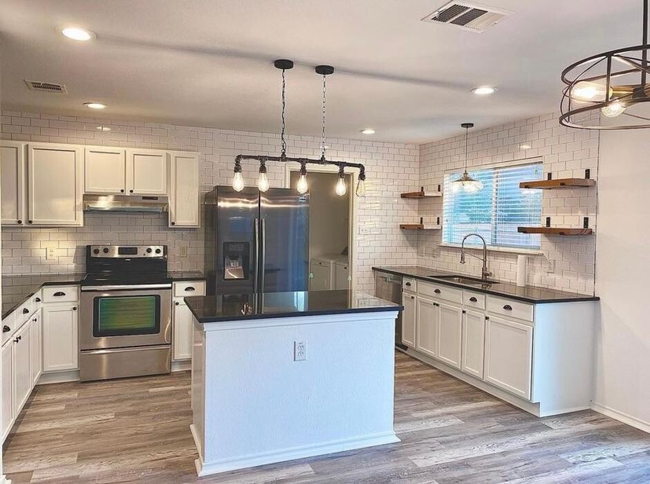 Images Borders Painting LLC