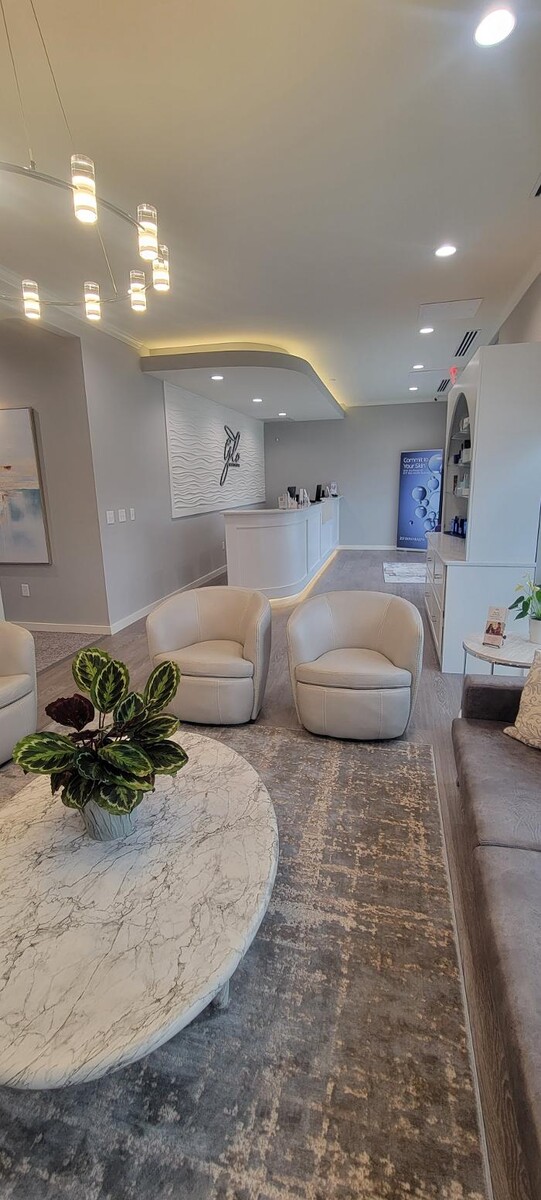 Images Glo MedSpa