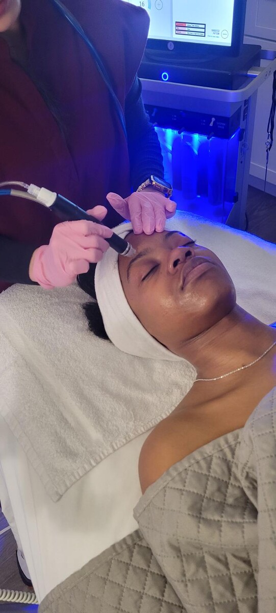 Images Glo MedSpa