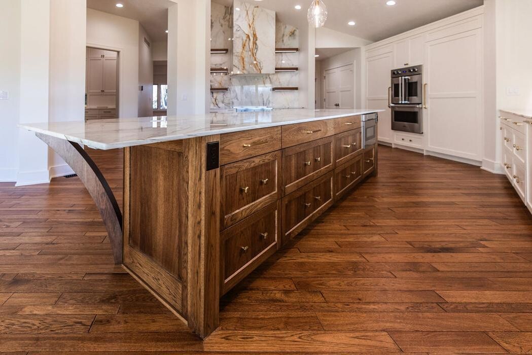 Images Wood Trends Inc.