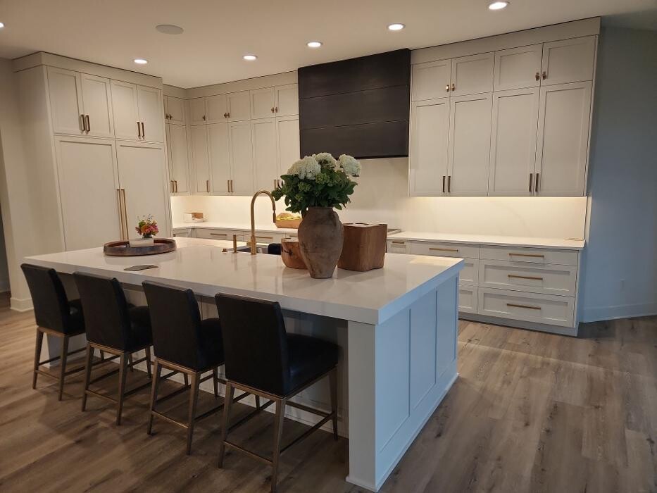 Images Wood Trends Inc.