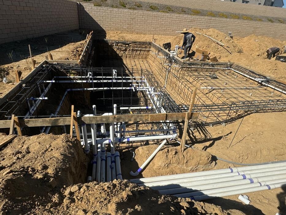 Images DLS Pools Inc.