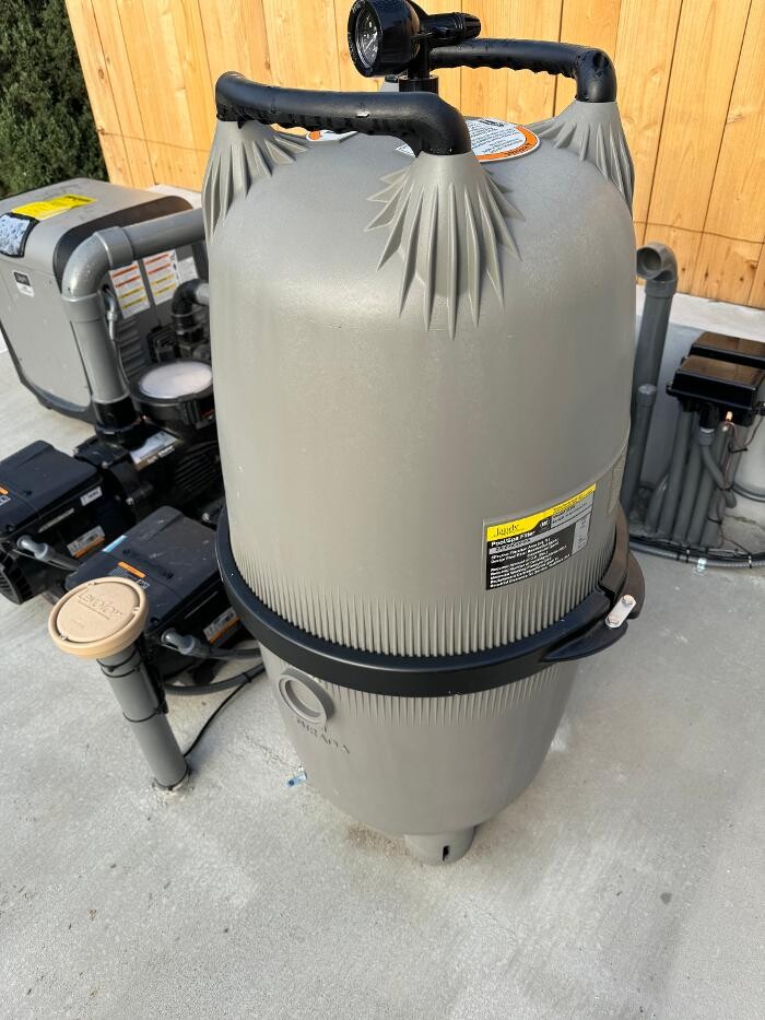 Images DLS Pools Inc.