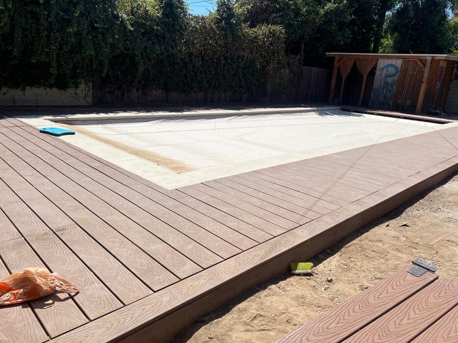 Images DLS Pools Inc.