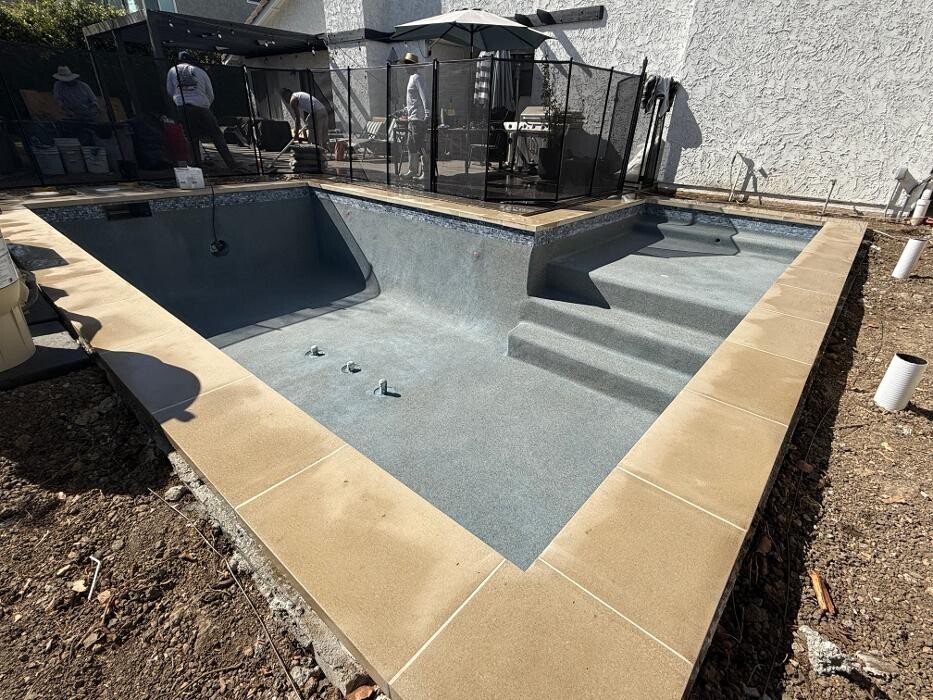 Images DLS Pools Inc.