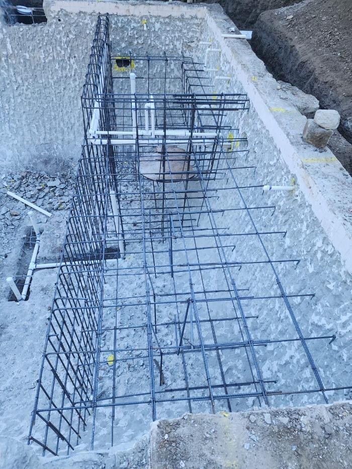 Images DLS Pools Inc.