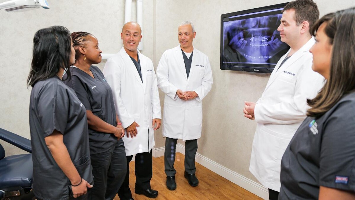 Images Oral Surgery Group, Dental Implants & Wisdom Teeth