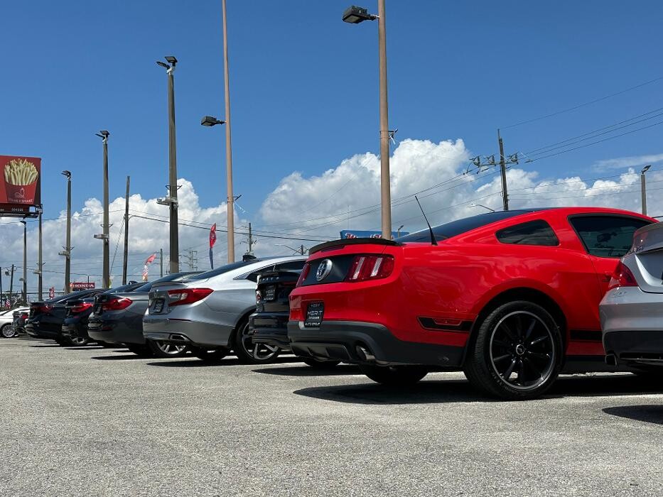 Images M&J Auto Sales and Service LLC