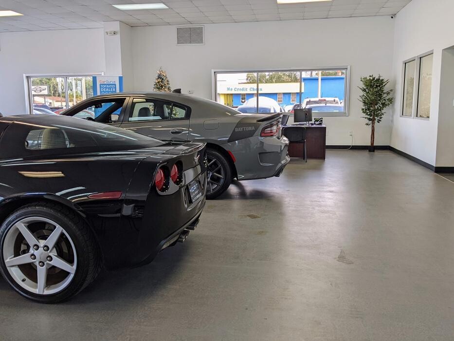 Images M&J Auto Sales and Service LLC