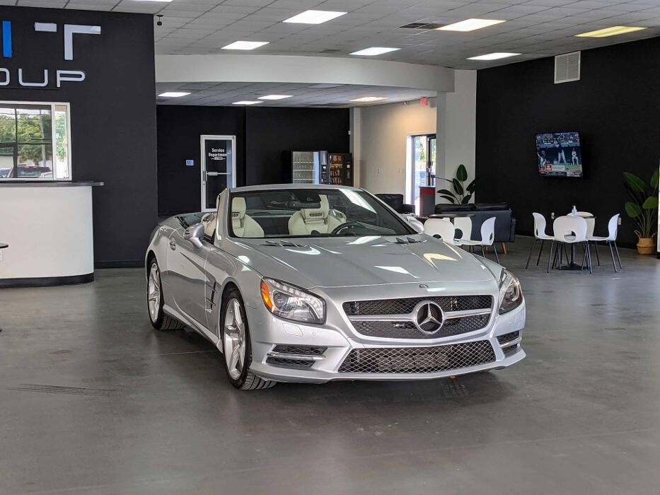 Images M&J Auto Sales and Service LLC