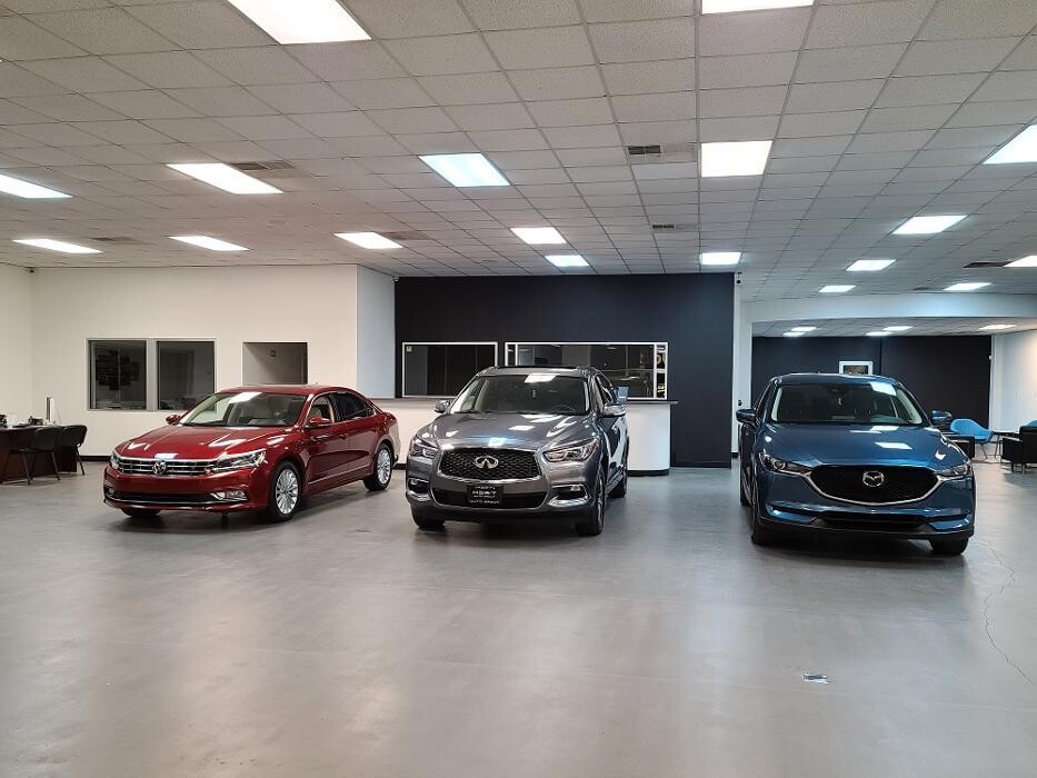 Images M&J Auto Sales and Service LLC