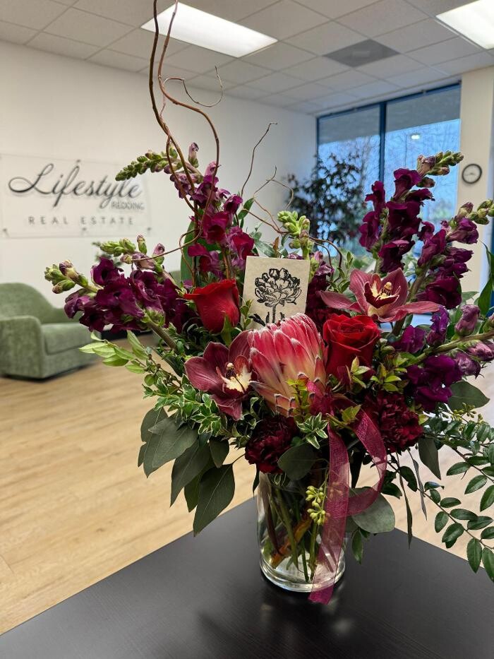 Images Lifestyle Redding Real Estate - Kristin Minugh