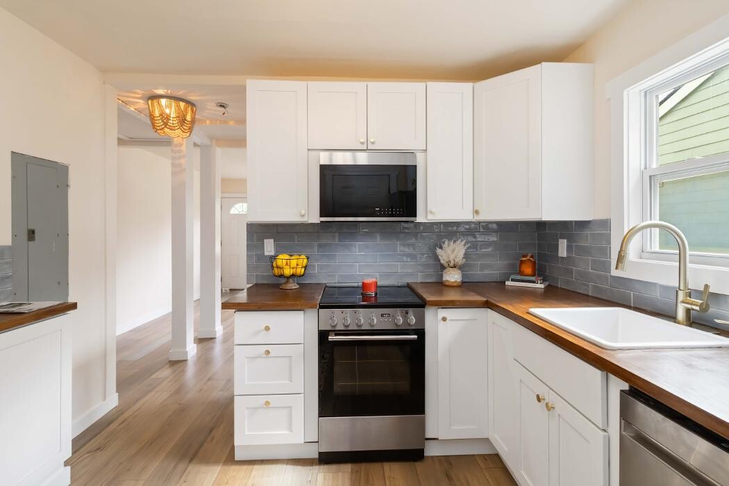 Images Stephanie Purrington-Purrington Homes