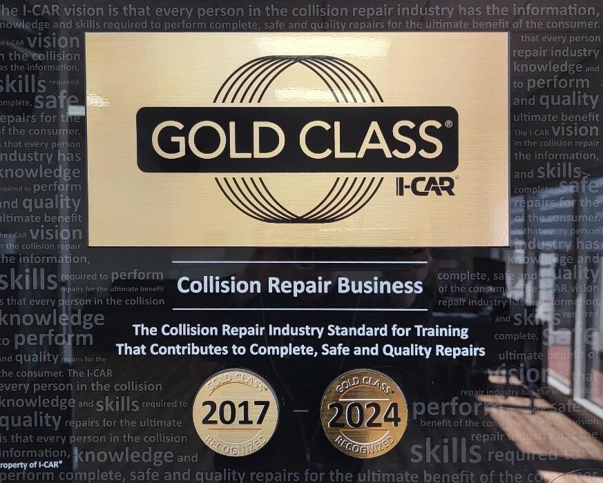 Images WOMACK AUTO BODY