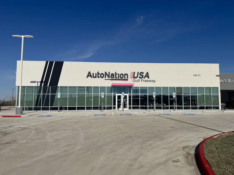 Images AutoNation USA Gulf Freeway